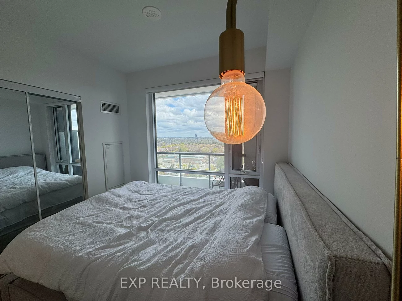 7950, Bathurst, Beverley Glen, Vaughan