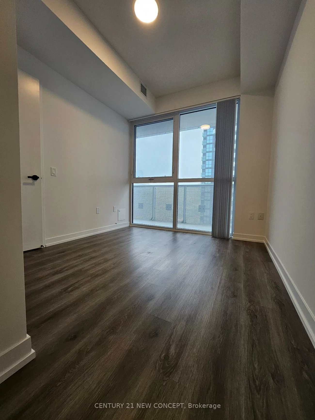 225, Commerce, Vaughan Corporate Centre, Vaughan