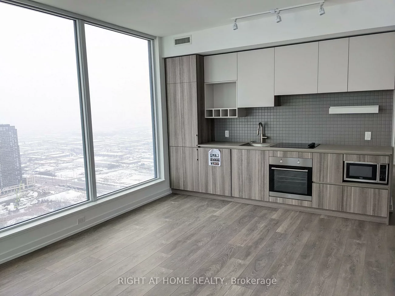 5, Buttermill, Vaughan Corporate Centre, Vaughan