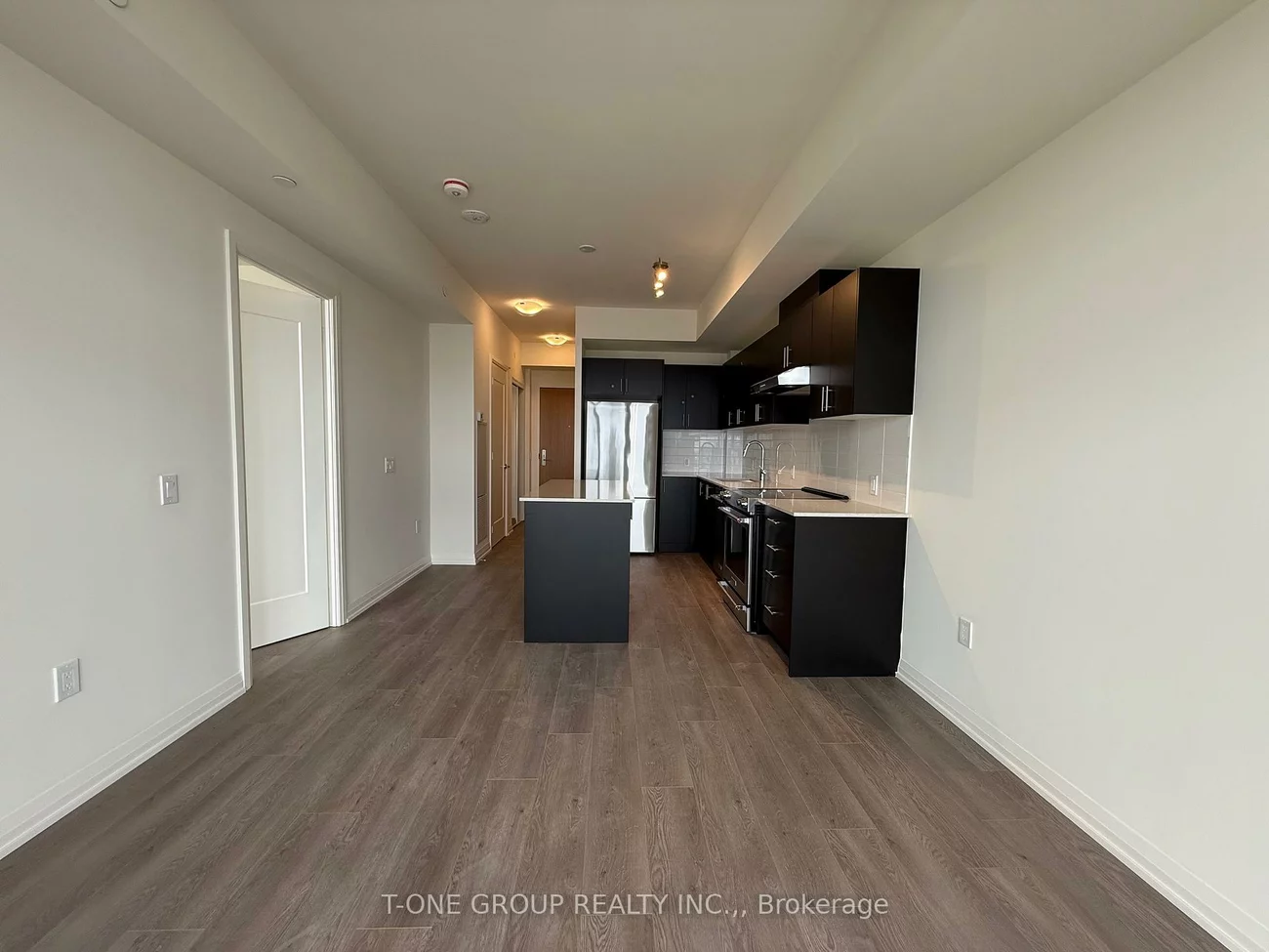 8960, Jane, Concord, Vaughan