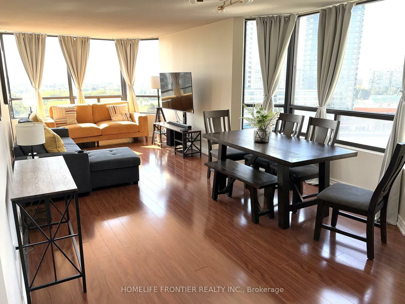 7440, Bathurst, Brownridge, Vaughan
