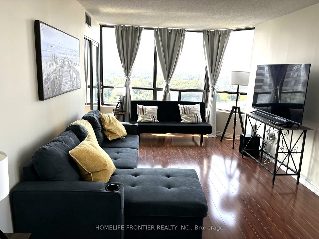 7440, Bathurst, Brownridge, Vaughan