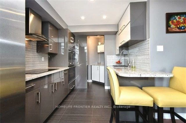 7440, Bathurst, Brownridge, Vaughan