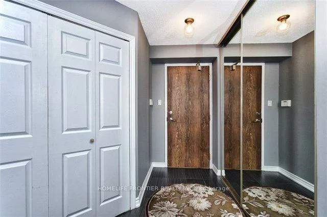 7440, Bathurst, Brownridge, Vaughan