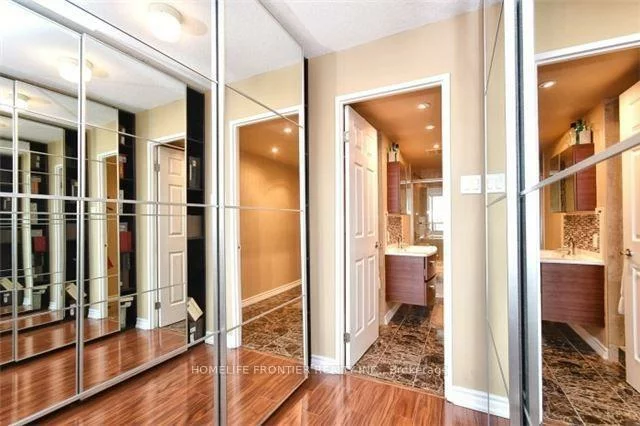 7440, Bathurst, Brownridge, Vaughan