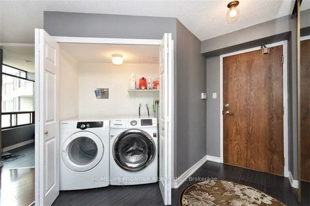 7440, Bathurst, Brownridge, Vaughan