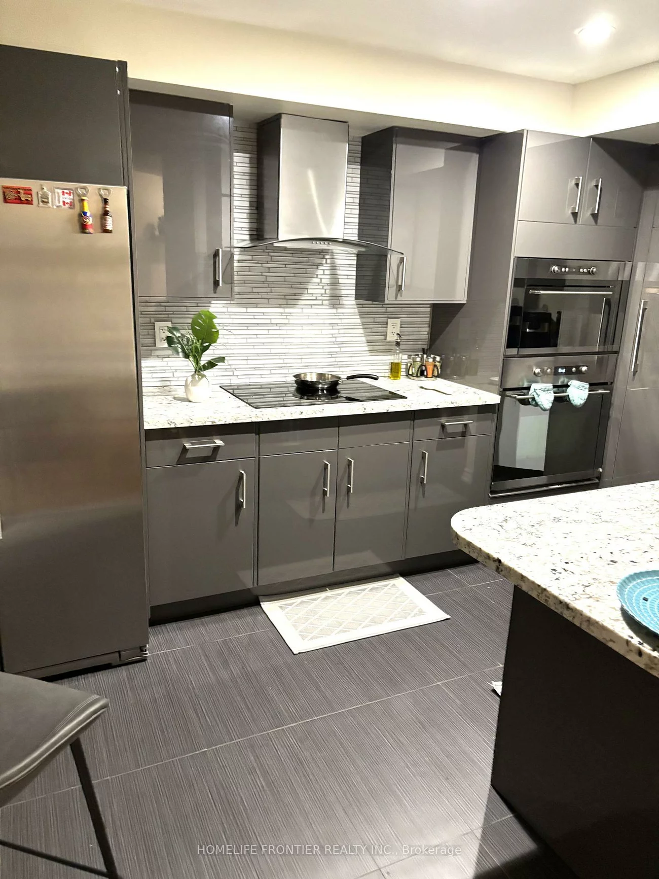 7440, Bathurst, Brownridge, Vaughan