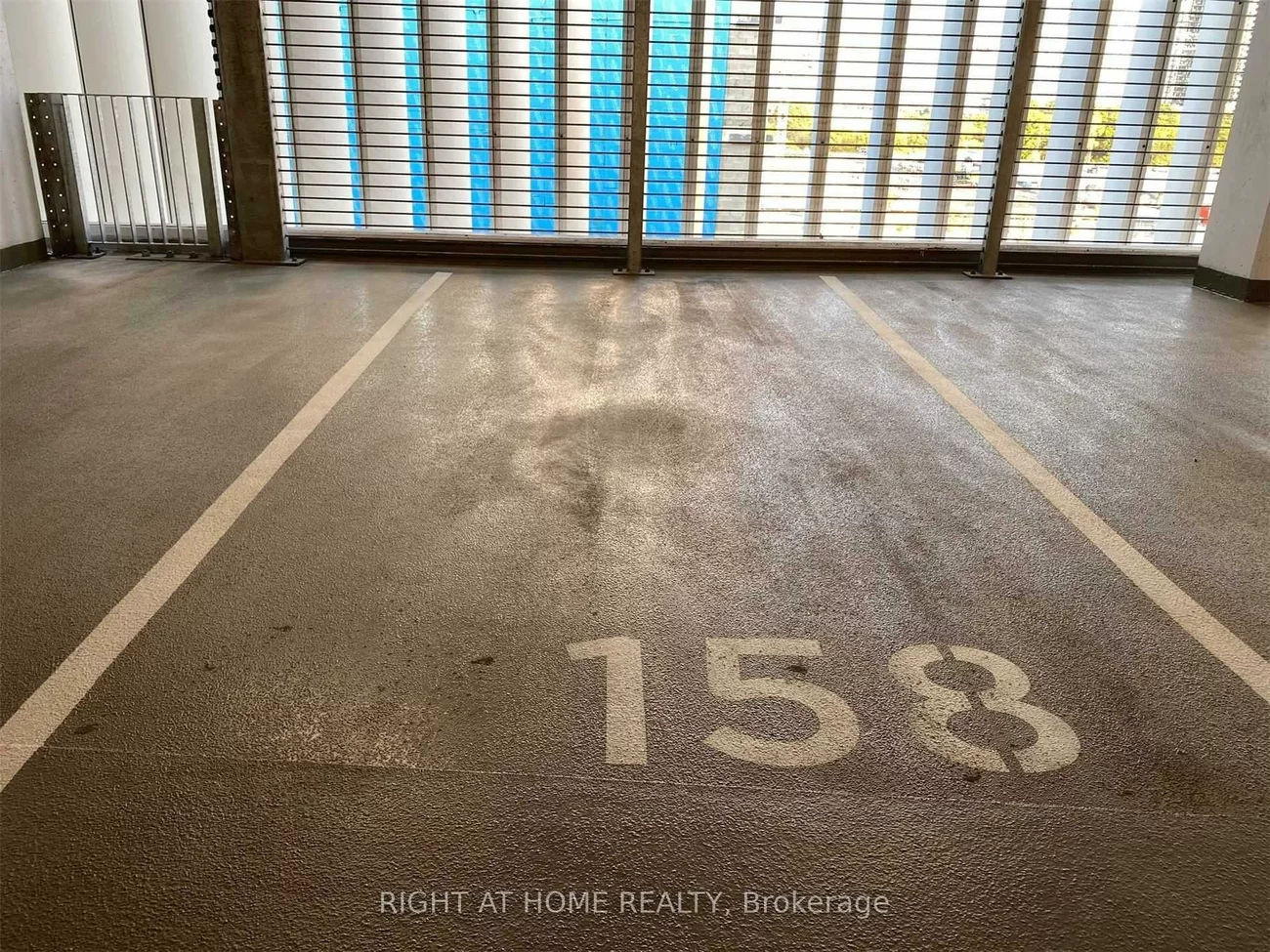 898, Portage, Vaughan Corporate Centre, Vaughan