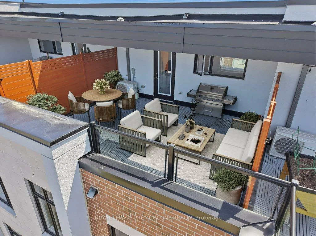 9570, Islington, Sonoma Heights, Vaughan