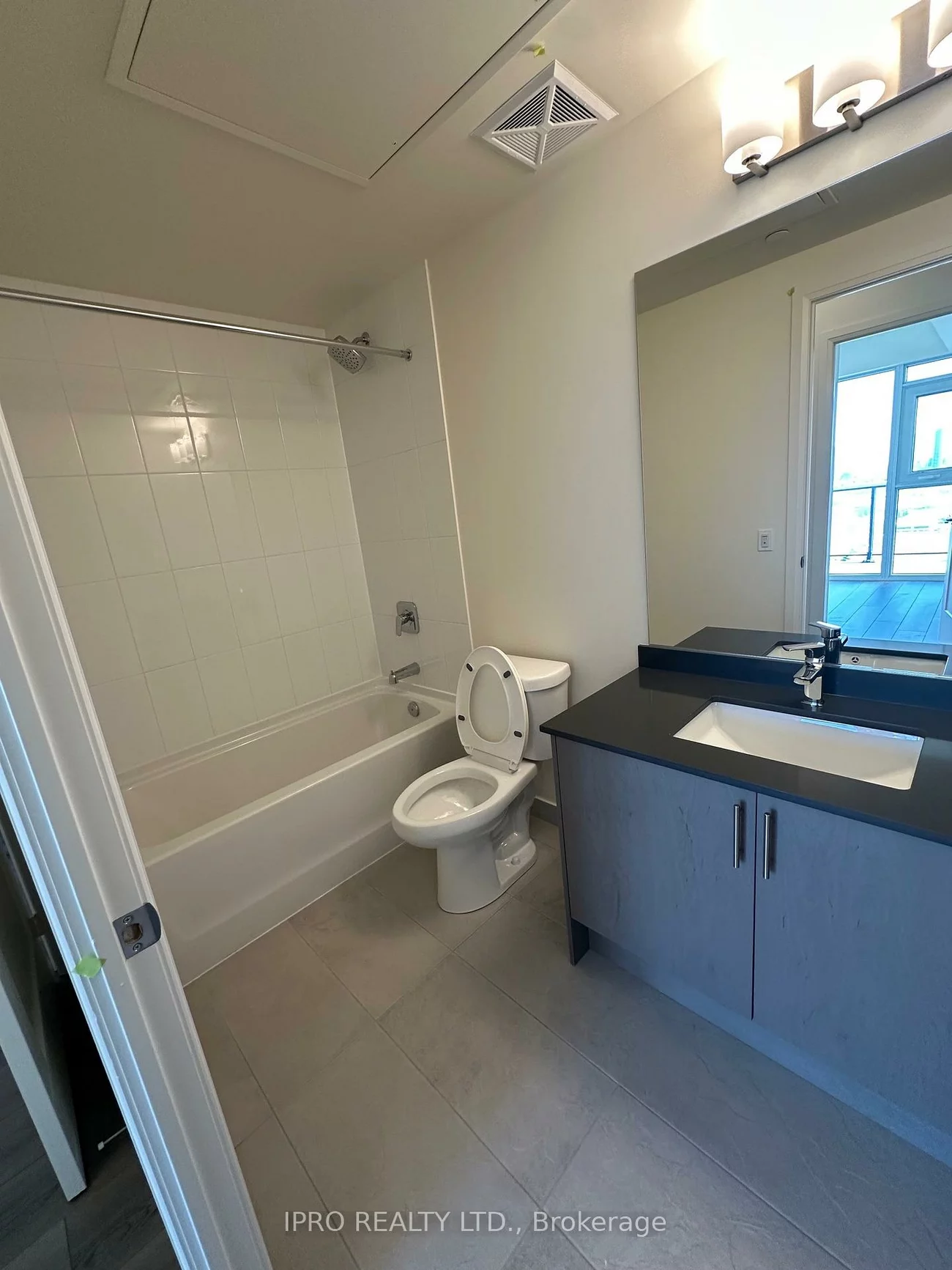 8960, Jane, Concord, Vaughan