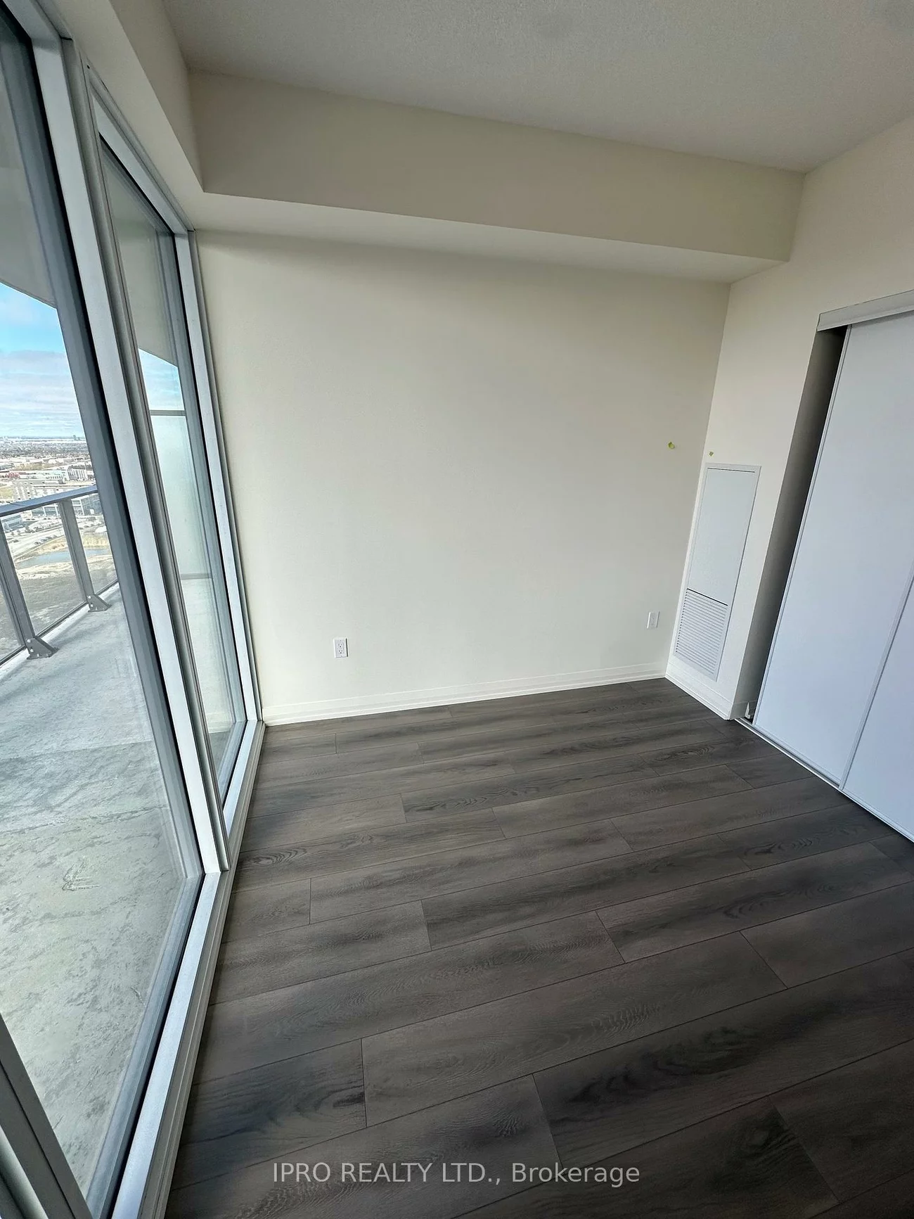 8960, Jane, Concord, Vaughan