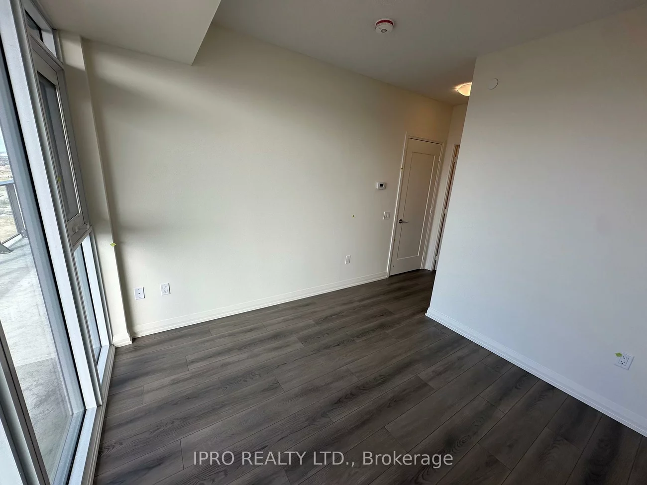 8960, Jane, Concord, Vaughan