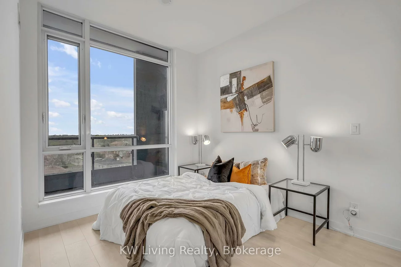 7950, Bathurst, Beverley Glen, Vaughan