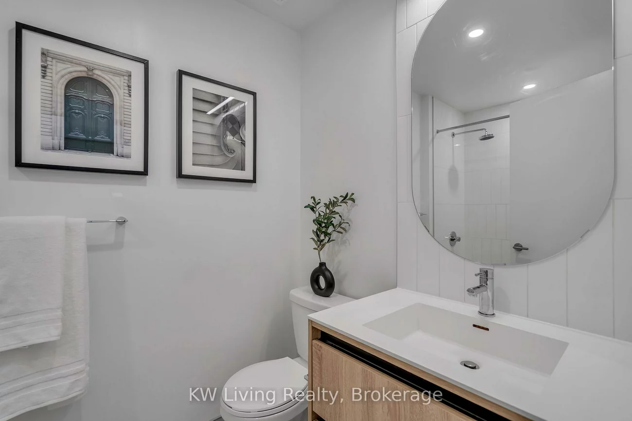 7950, Bathurst, Beverley Glen, Vaughan