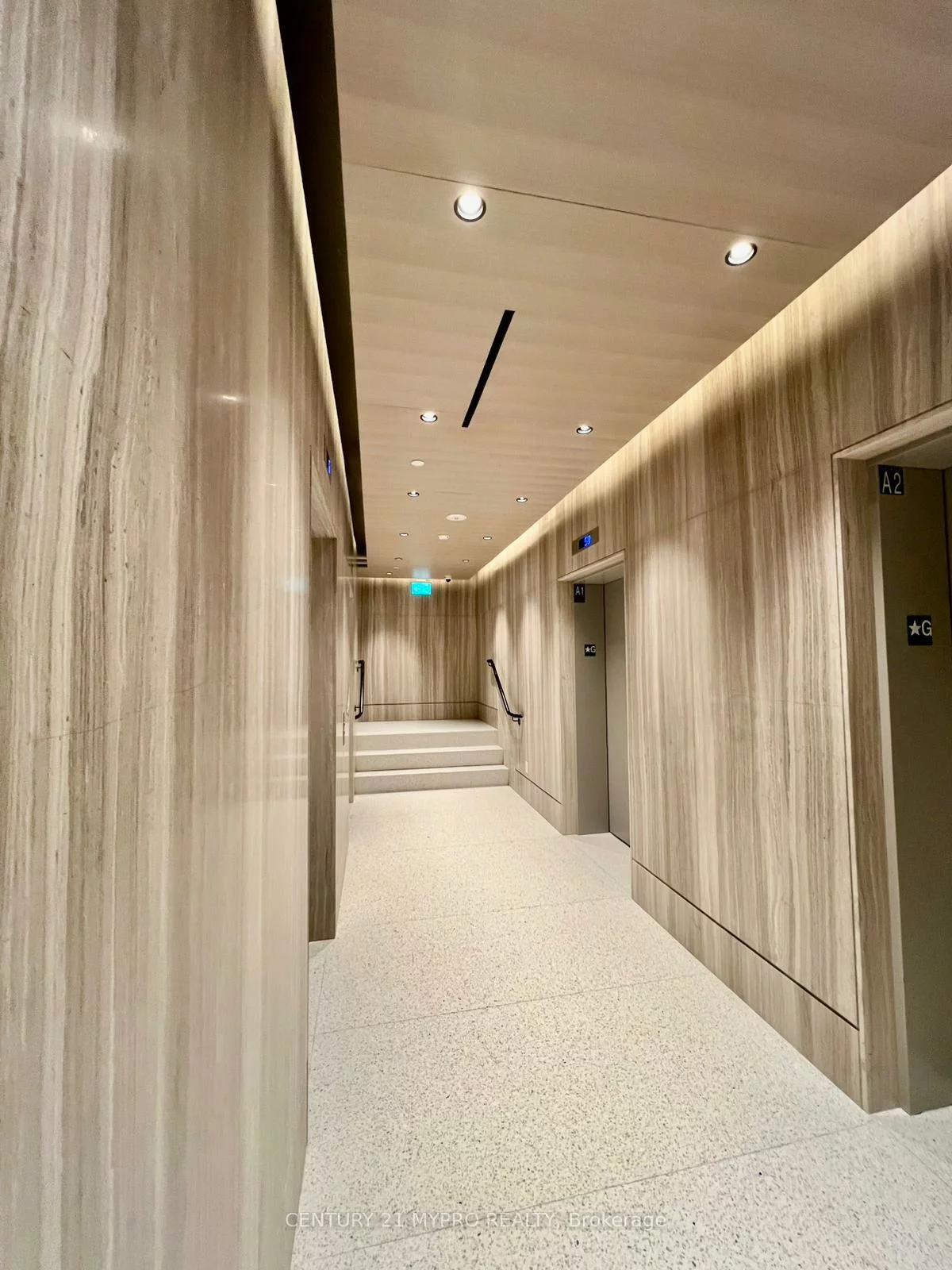 225, Commerce, Vaughan Corporate Centre, Vaughan