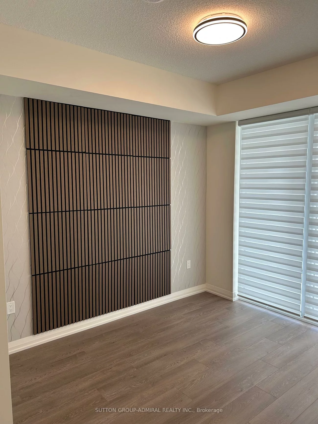 8960, Jane, Vellore Village, Vaughan