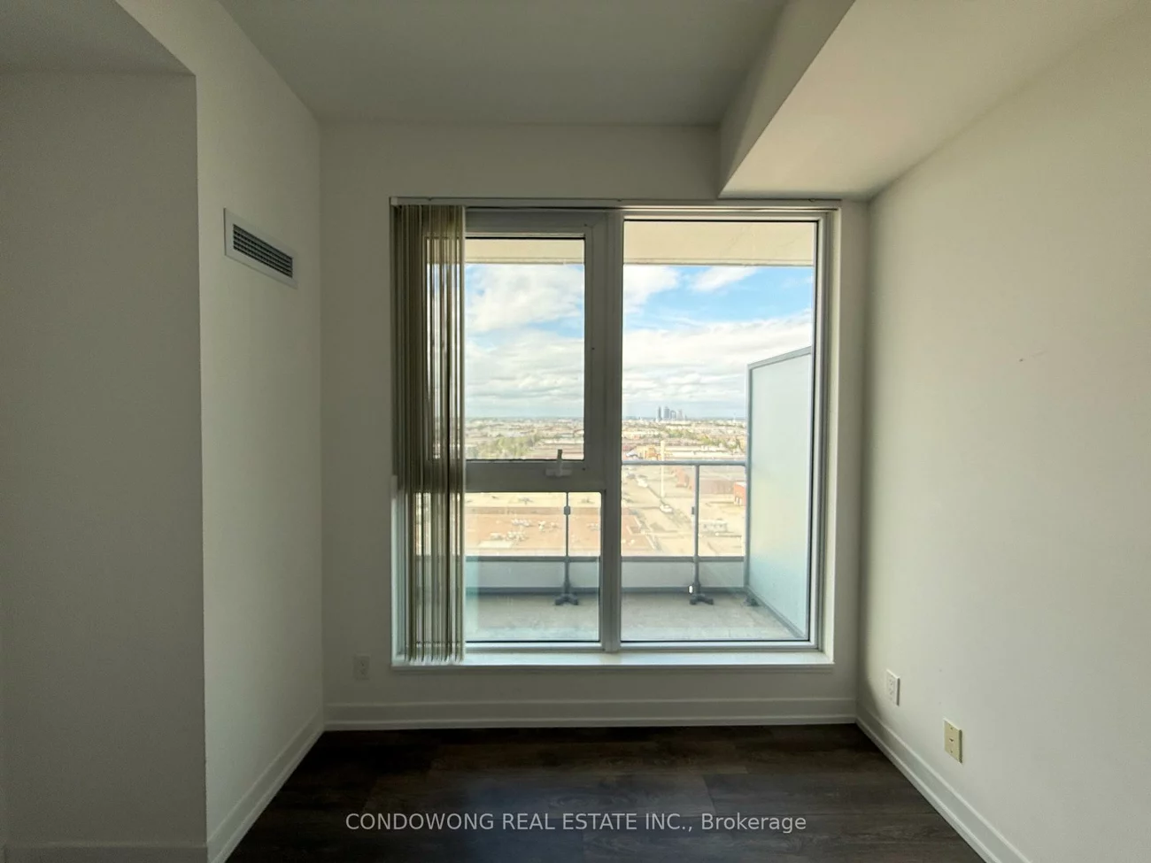 898, Portage, Vaughan Corporate Centre, Vaughan