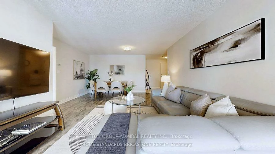 850, Steeles, Lakeview Estates, Vaughan