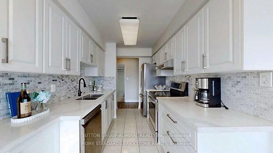 850, Steeles, Lakeview Estates, Vaughan