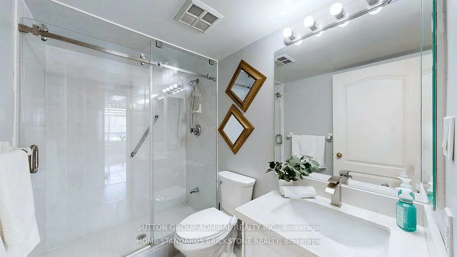 850, Steeles, Lakeview Estates, Vaughan