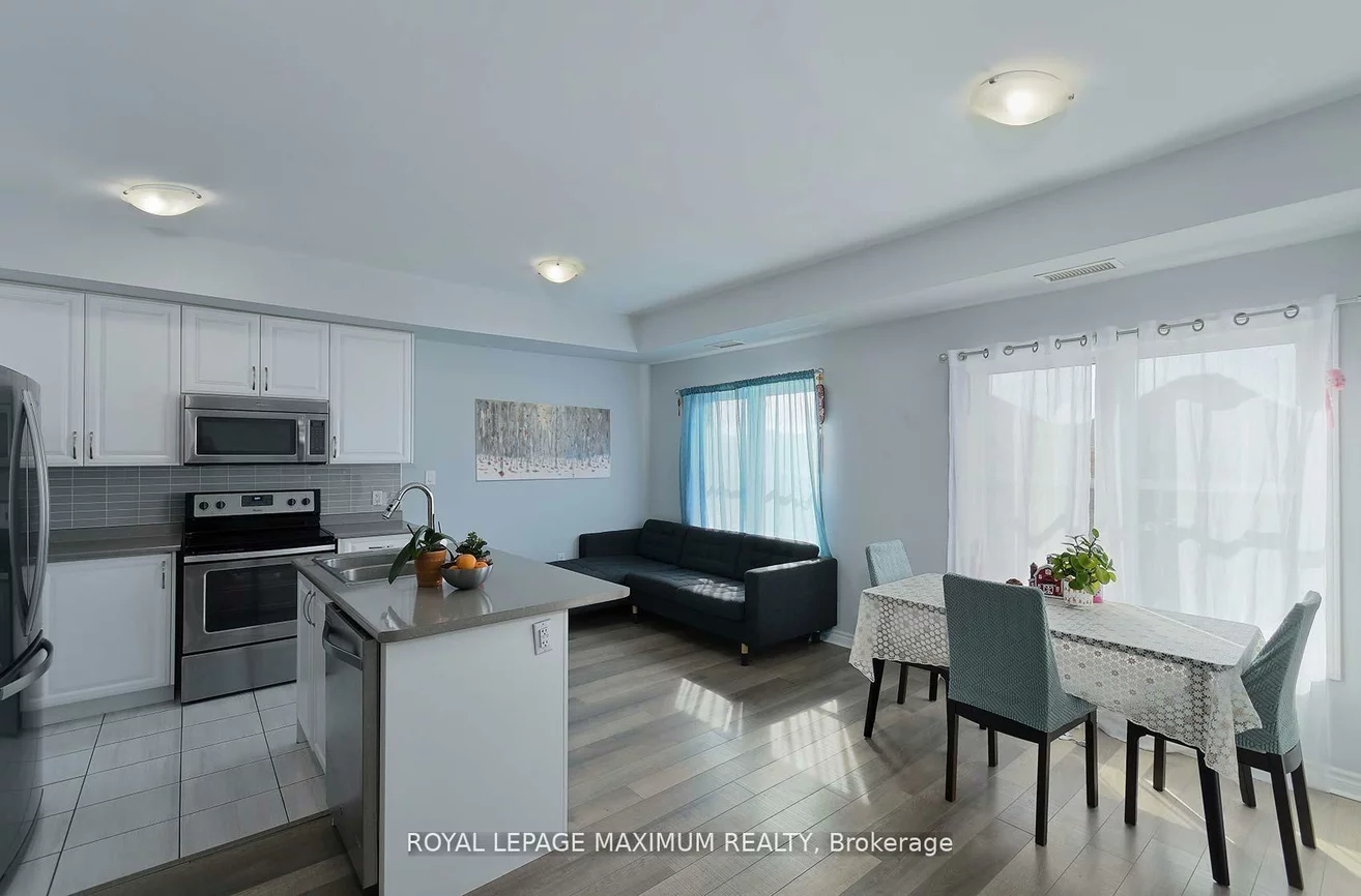 3905, Major Mackenzie, Vellore Village, Vaughan