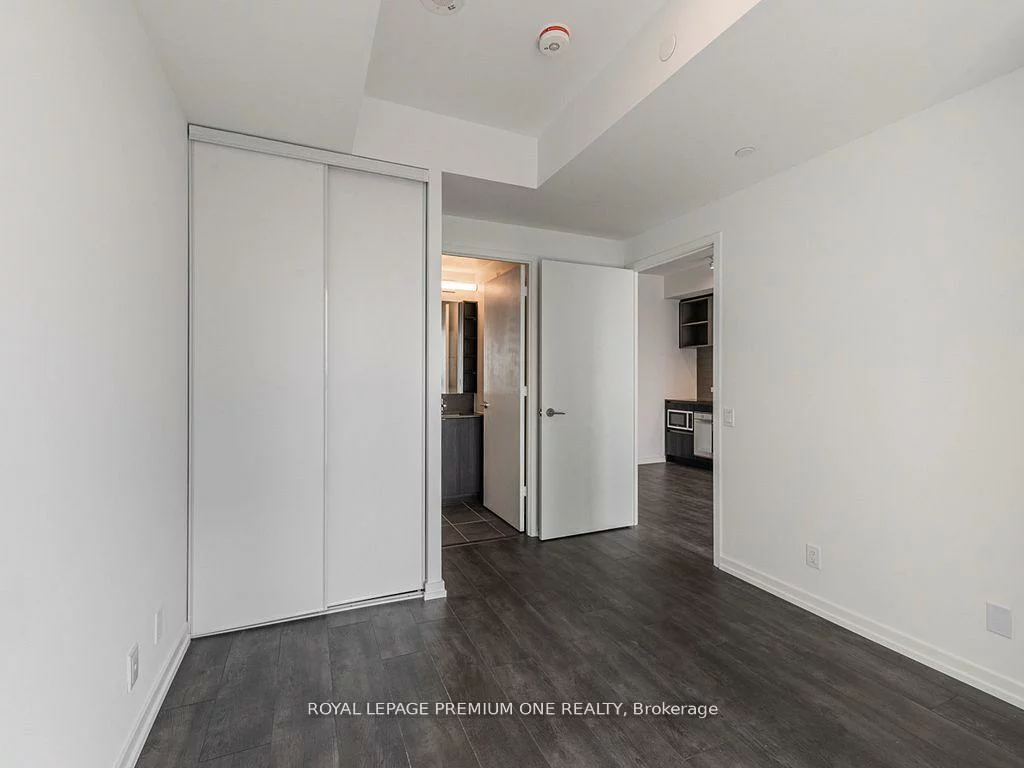 7890, Jane, Vaughan Corporate Centre, Vaughan