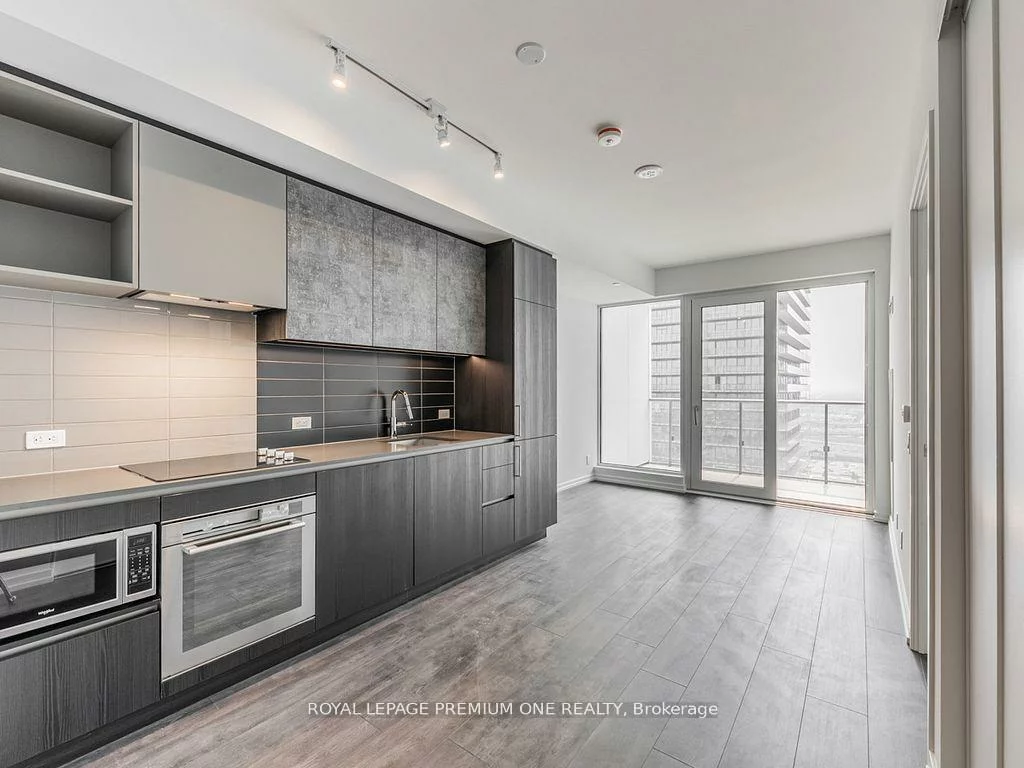 7890, Jane, Vaughan Corporate Centre, Vaughan