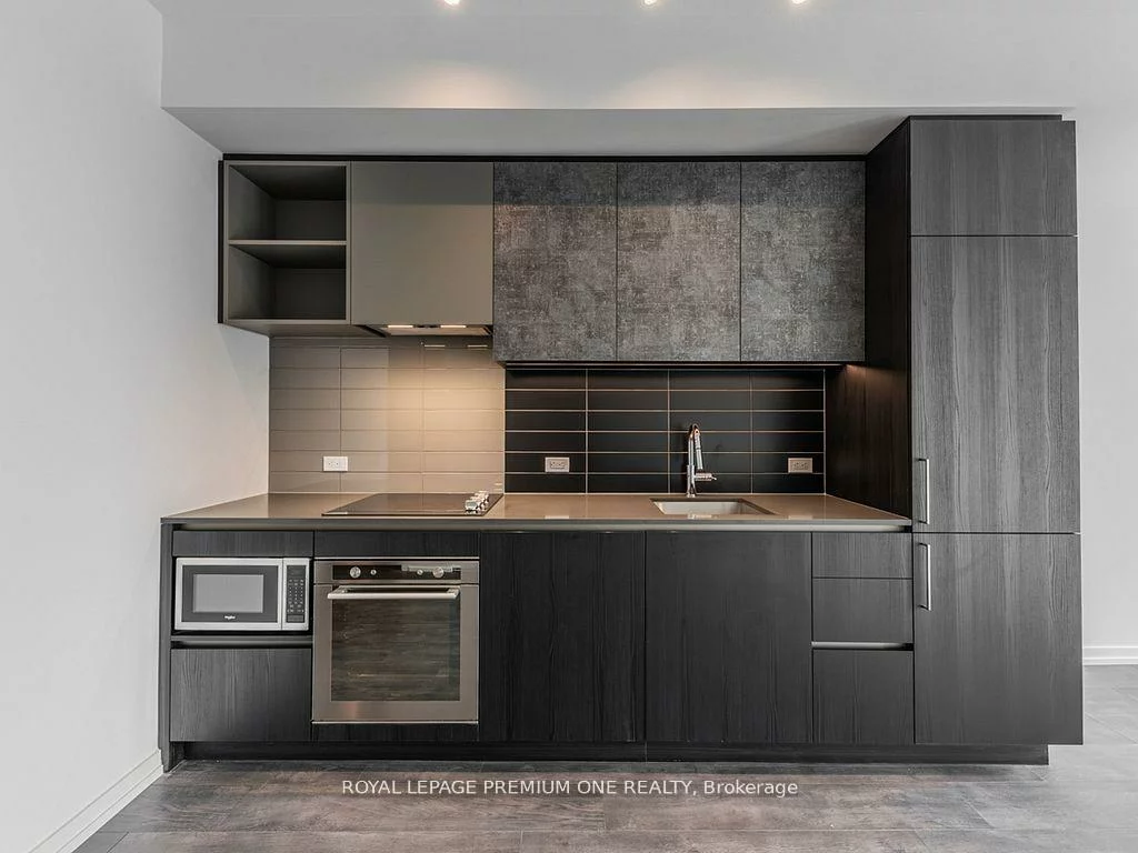 7890, Jane, Vaughan Corporate Centre, Vaughan