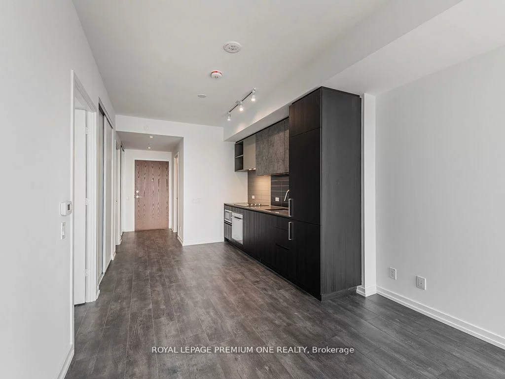 7890, Jane, Vaughan Corporate Centre, Vaughan