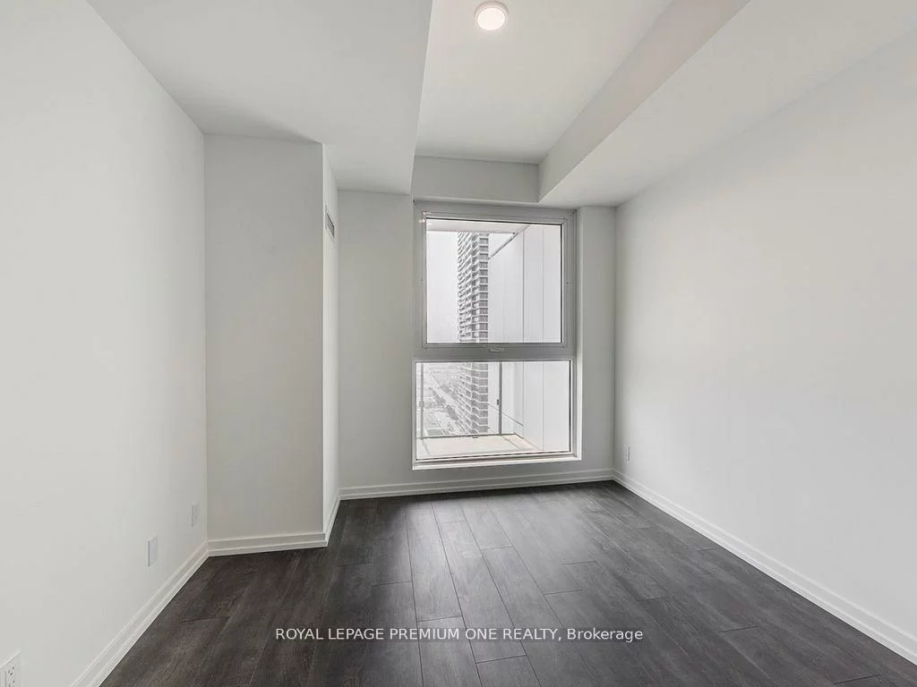 7890, Jane, Vaughan Corporate Centre, Vaughan