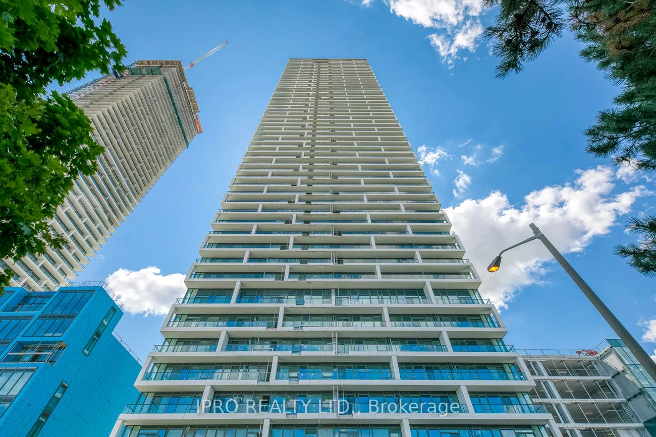 898, Portage, Vaughan Corporate Centre, Vaughan