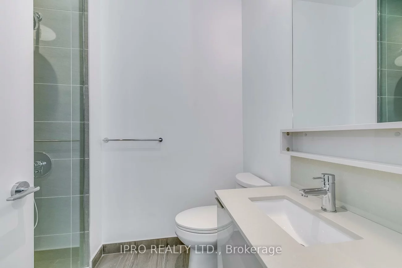 898, Portage, Vaughan Corporate Centre, Vaughan