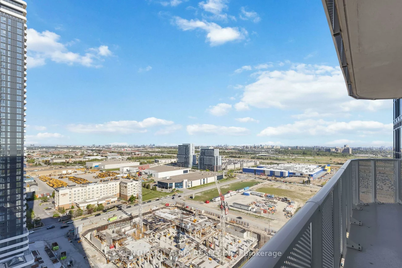 195, Commerce, Vaughan Corporate Centre, Vaughan