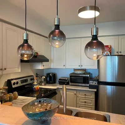 5, Emerald, Crestwood-Springfarm-Yorkhill, Vaughan