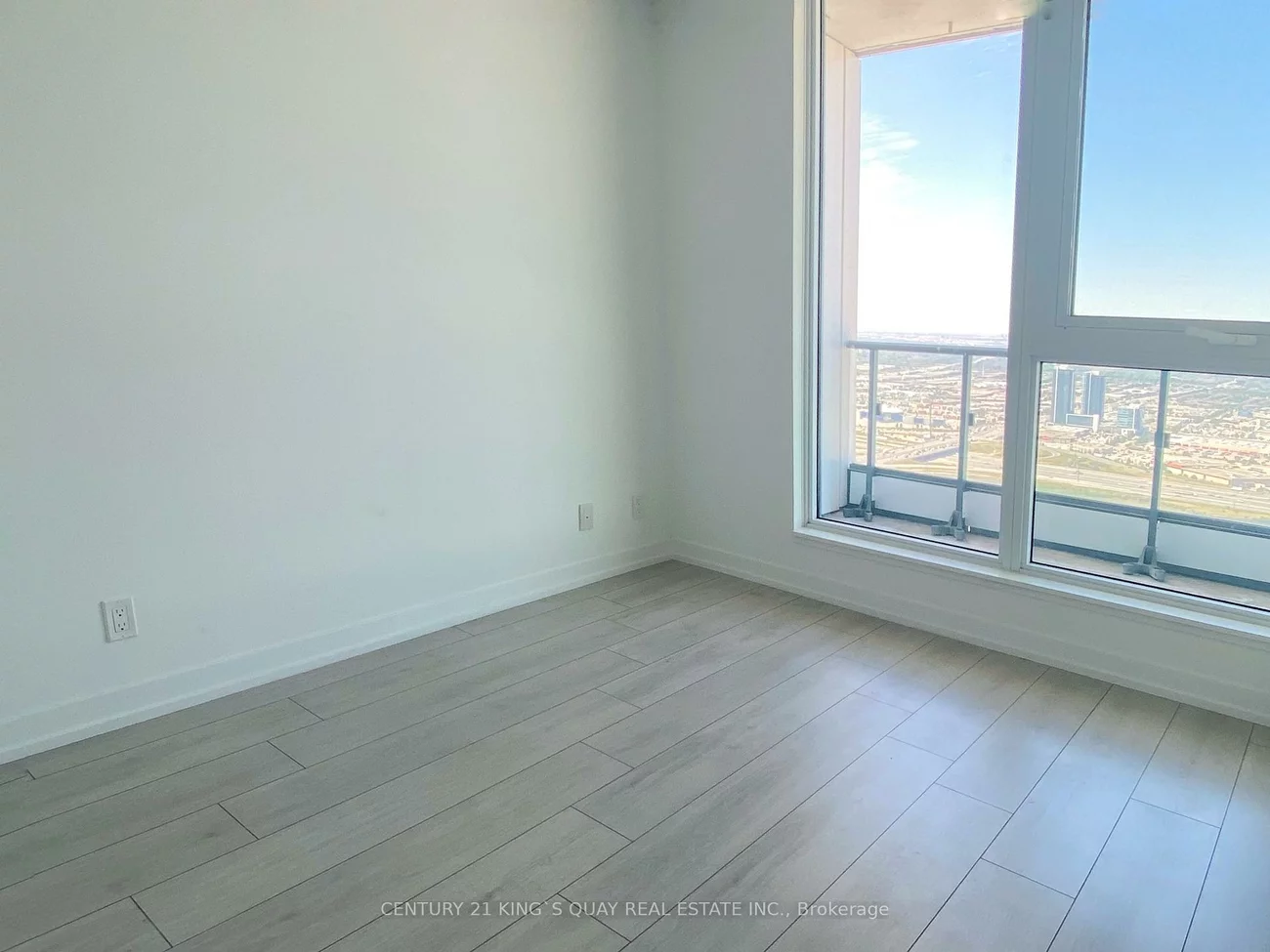 950, Portage, Vaughan Corporate Centre, Vaughan