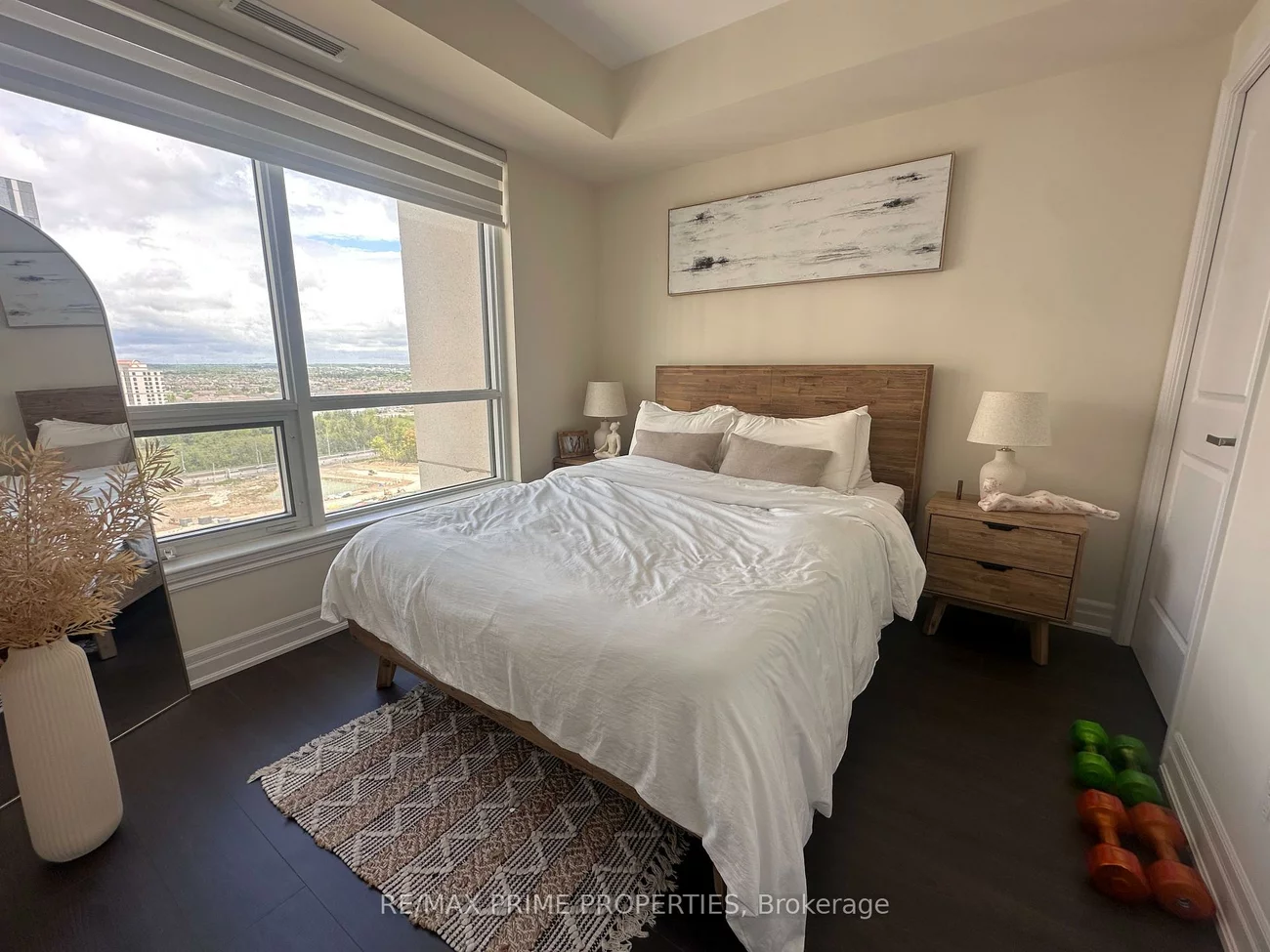 9075, Jane, Concord, Vaughan