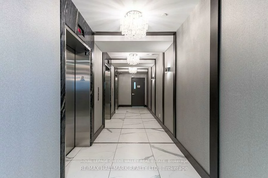 3600, Highway 7, Vaughan Corporate Centre, Vaughan