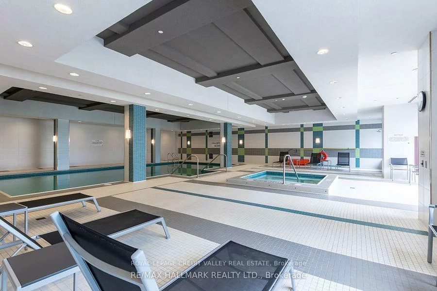 3600, Highway 7, Vaughan Corporate Centre, Vaughan
