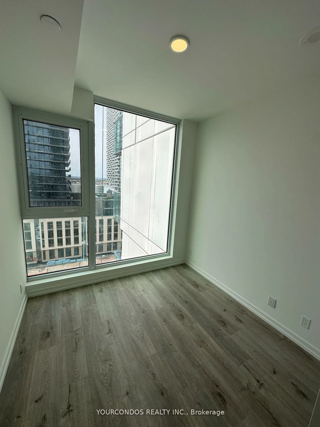 7890, Jane, Vaughan Corporate Centre, Vaughan