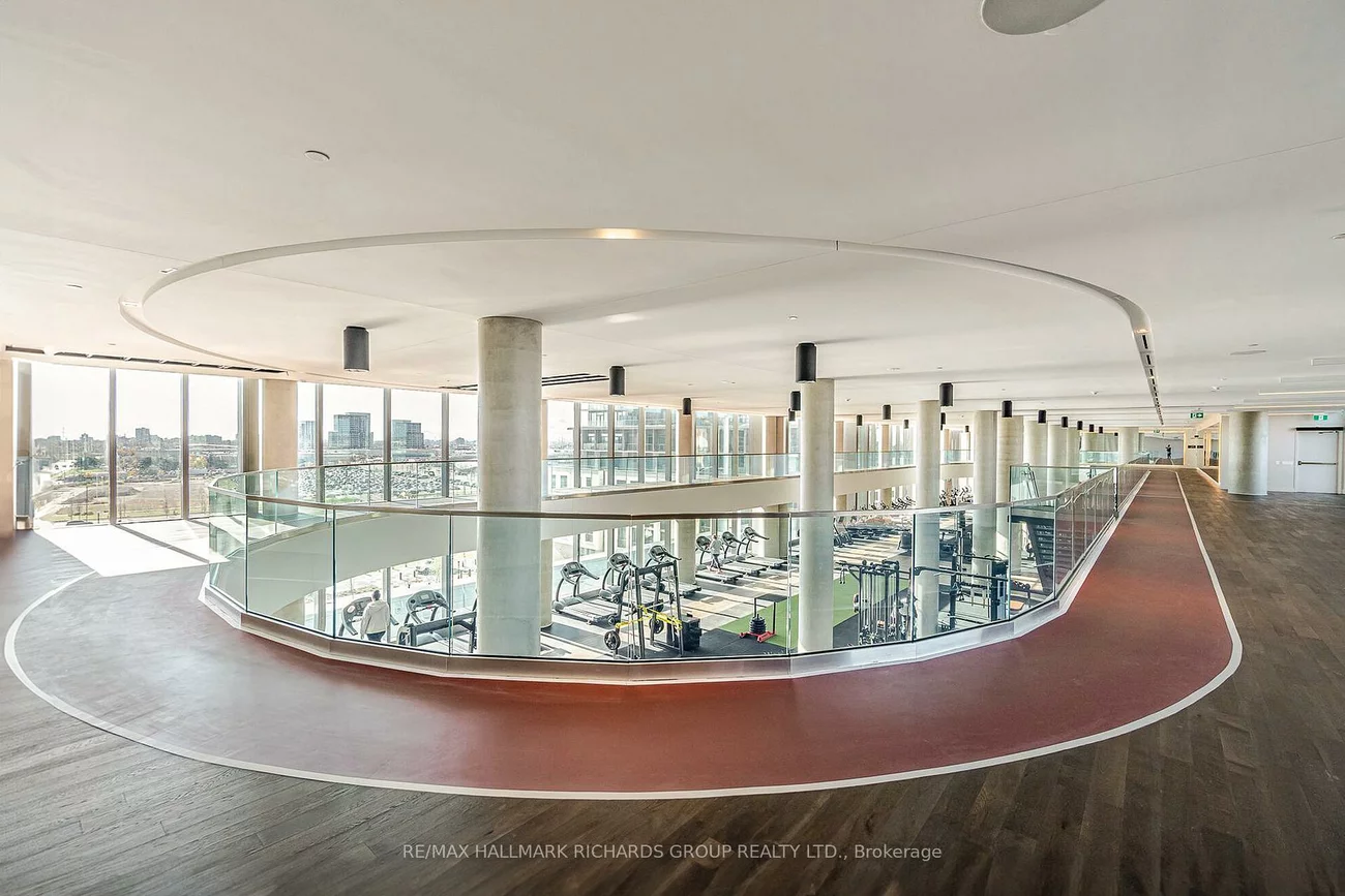1000, Portage, Vaughan Corporate Centre, Vaughan