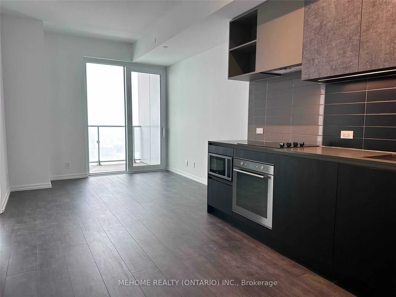 1000, Portage, Vaughan Corporate Centre, Vaughan