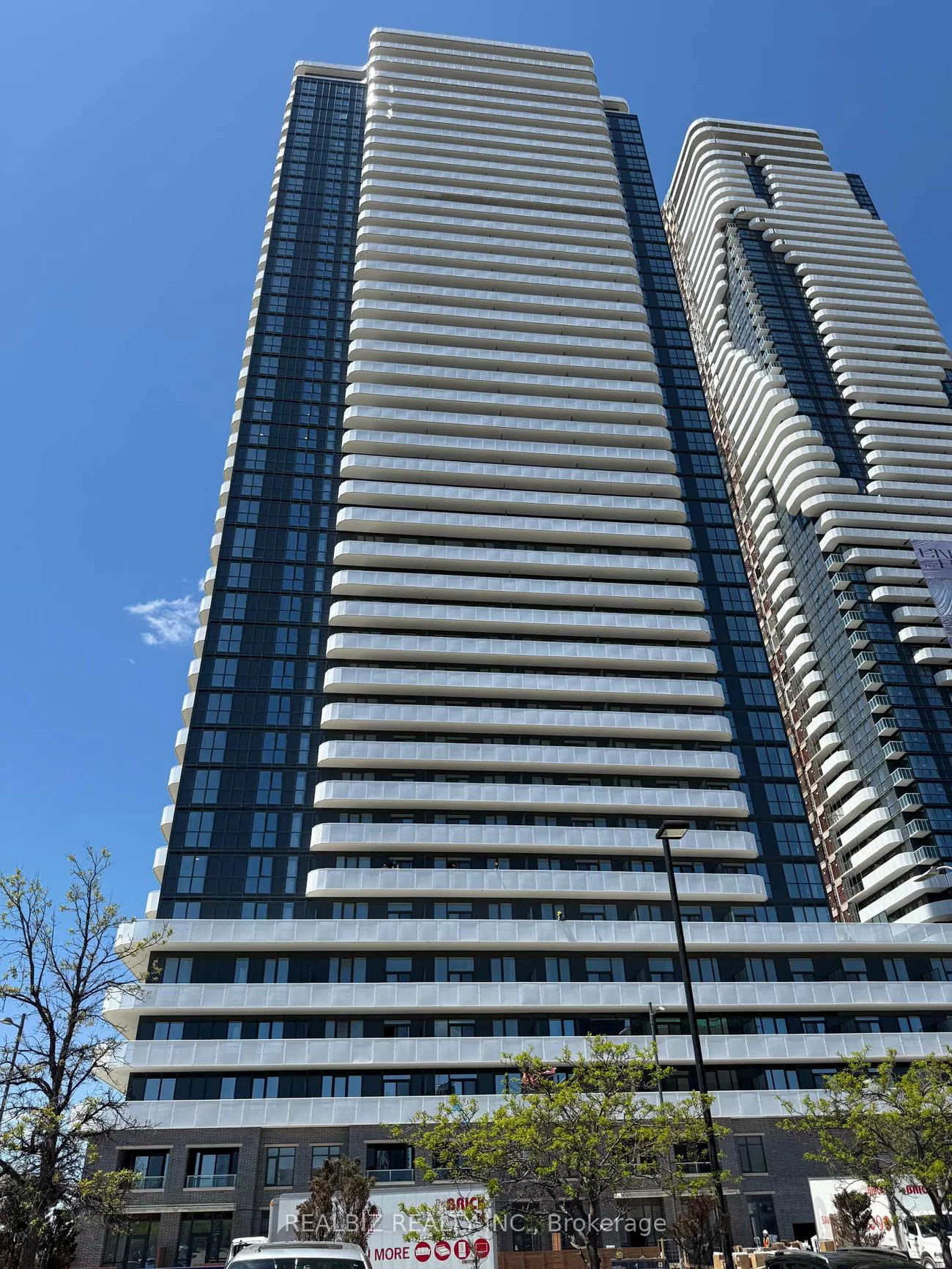 28, Interchange, Vaughan Corporate Centre, Vaughan