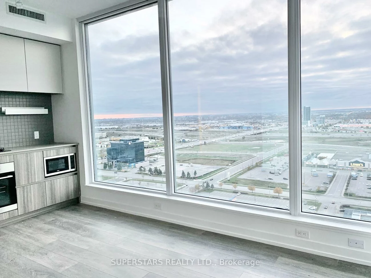 5, Buttermill, Vaughan Corporate Centre, Vaughan