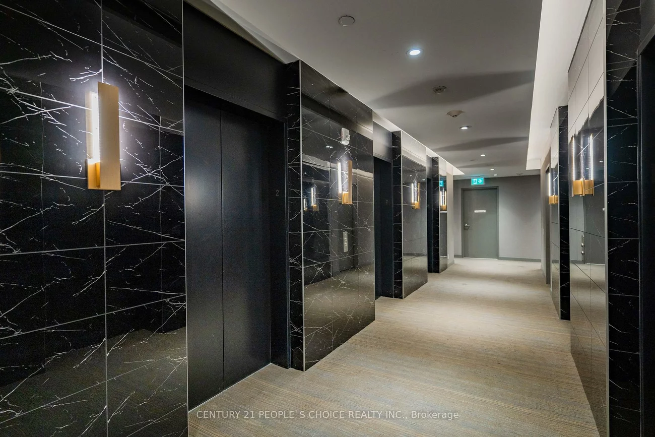 950, Portage, Vaughan Corporate Centre, Vaughan