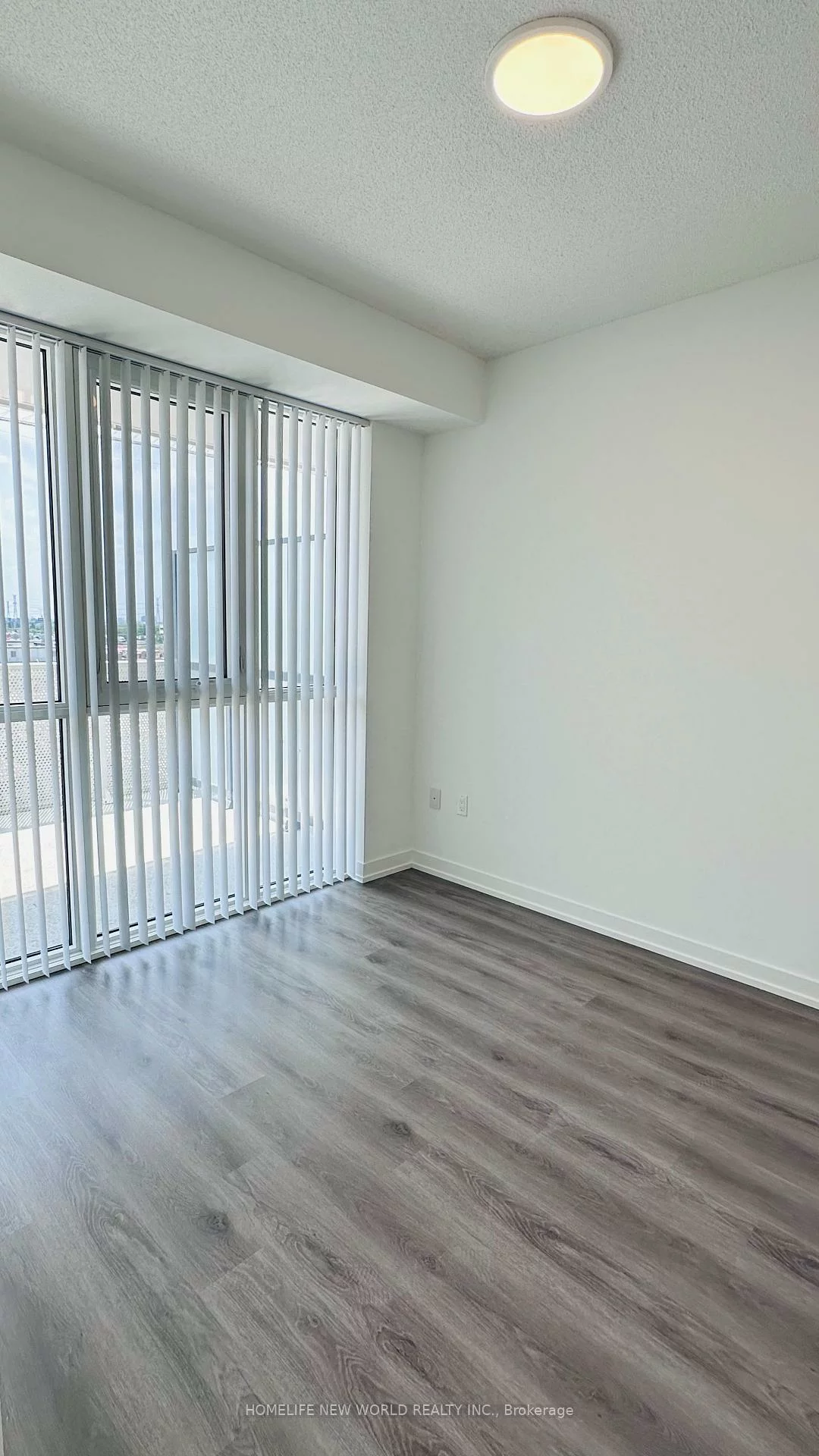 28, Interchange, Vaughan Corporate Centre, Vaughan
