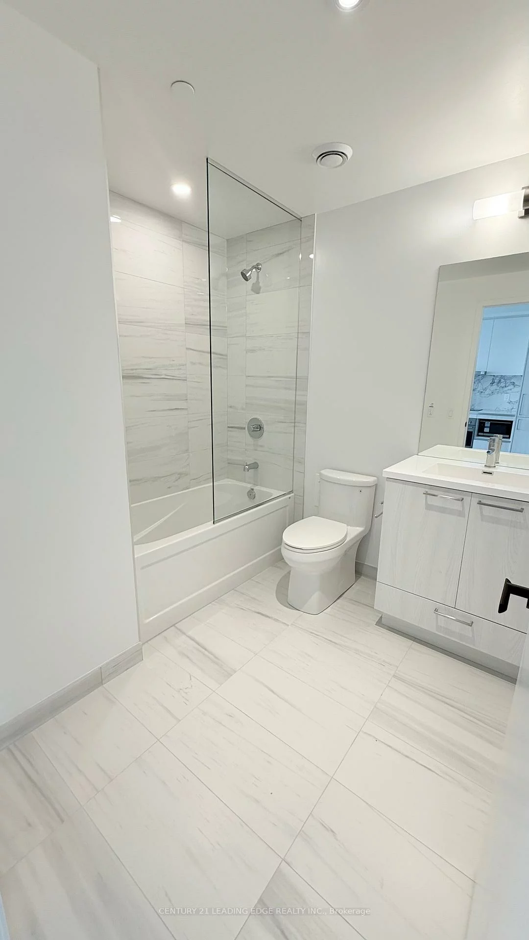 225, Commerce, Vaughan Corporate Centre, Vaughan