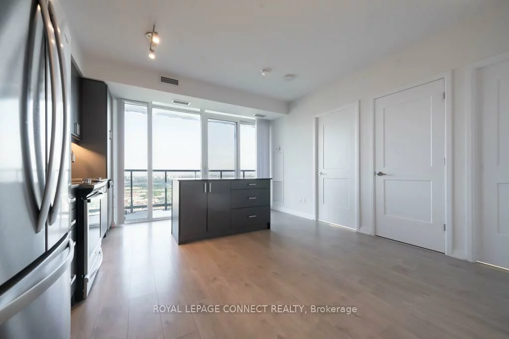 7895, Jane, Concord, Vaughan