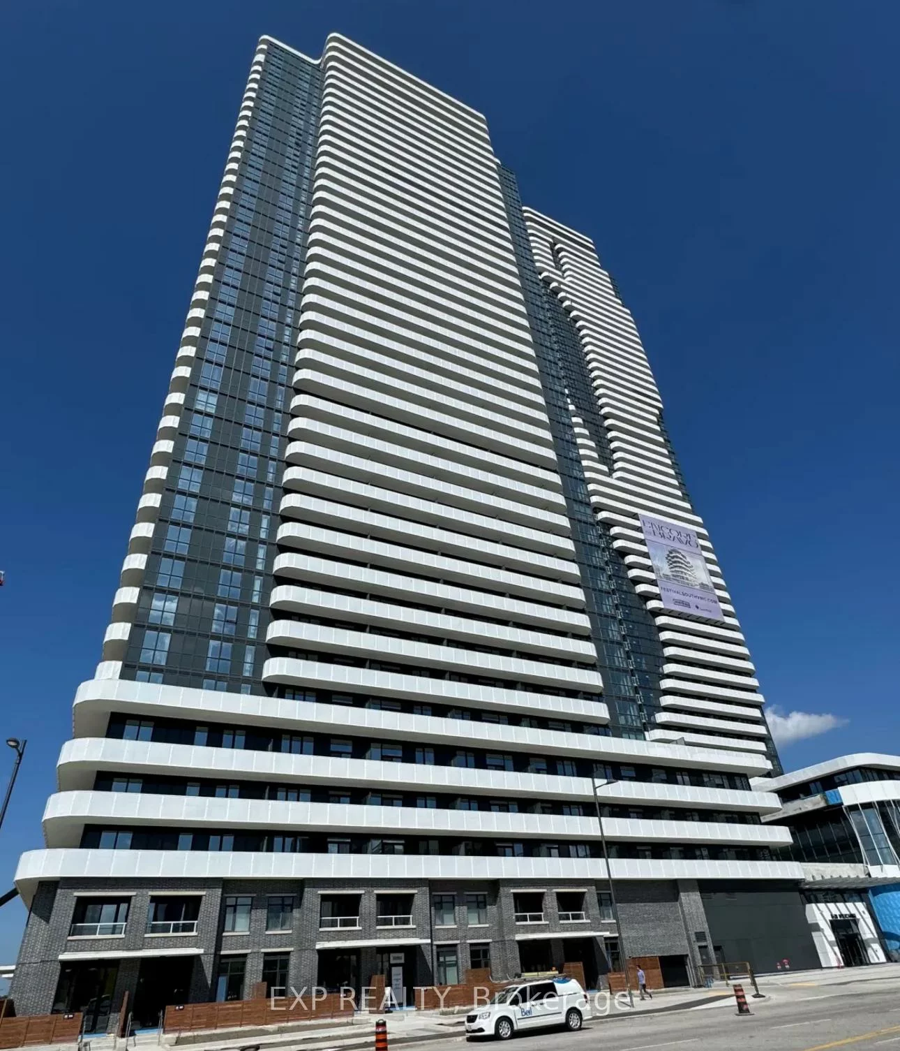 28, Interchange, Vaughan Corporate Centre, Vaughan