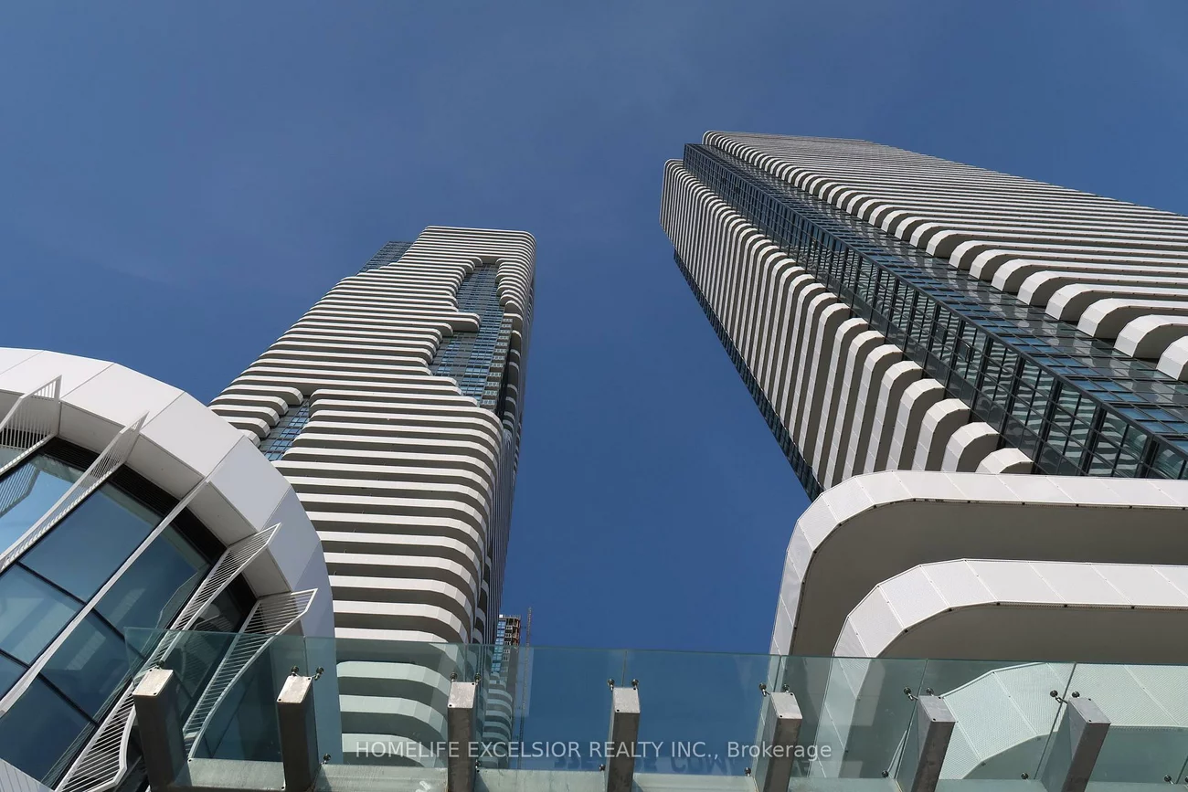 195, Commerce, Vaughan Corporate Centre, Vaughan