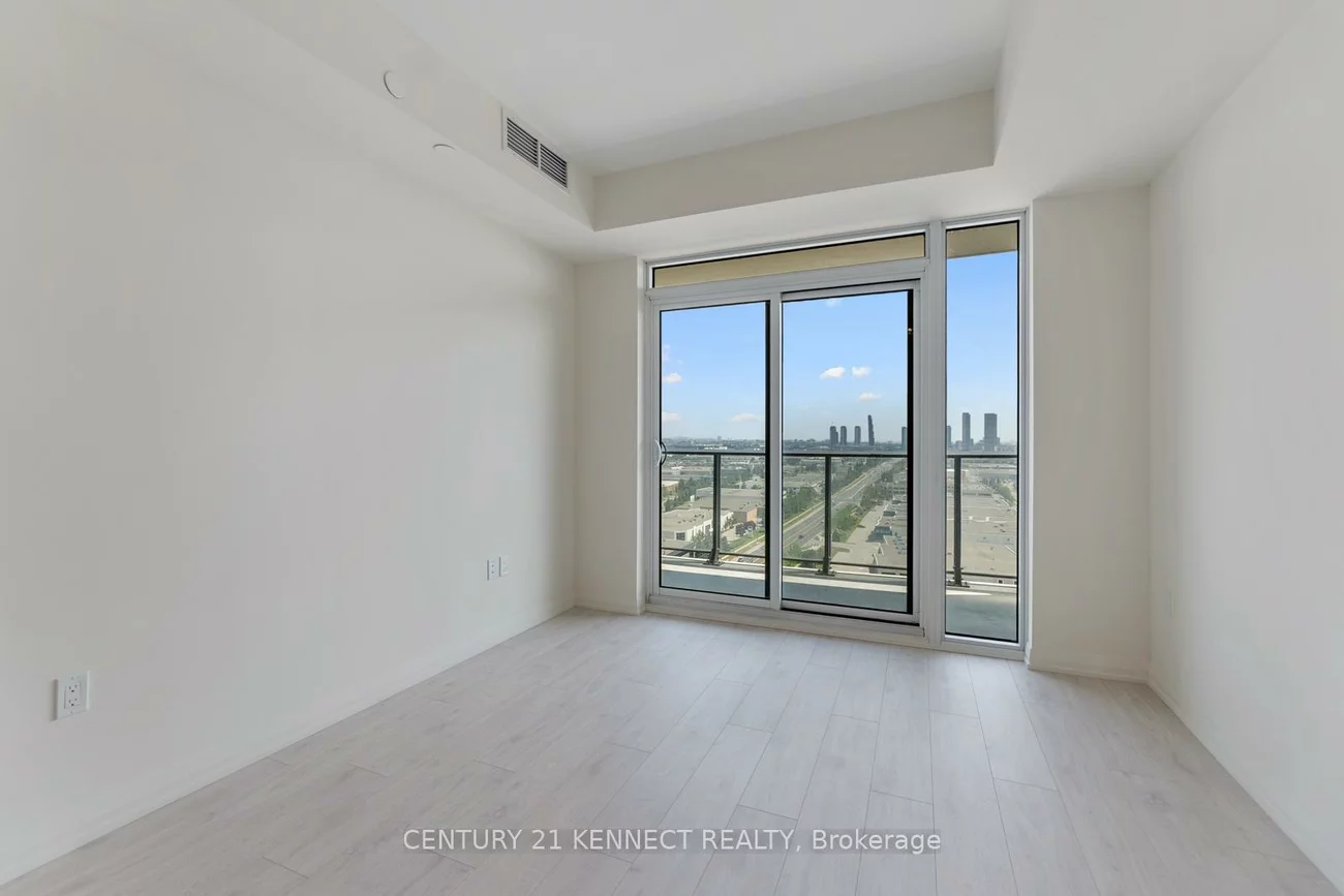 8960, Jane, Concord, Vaughan